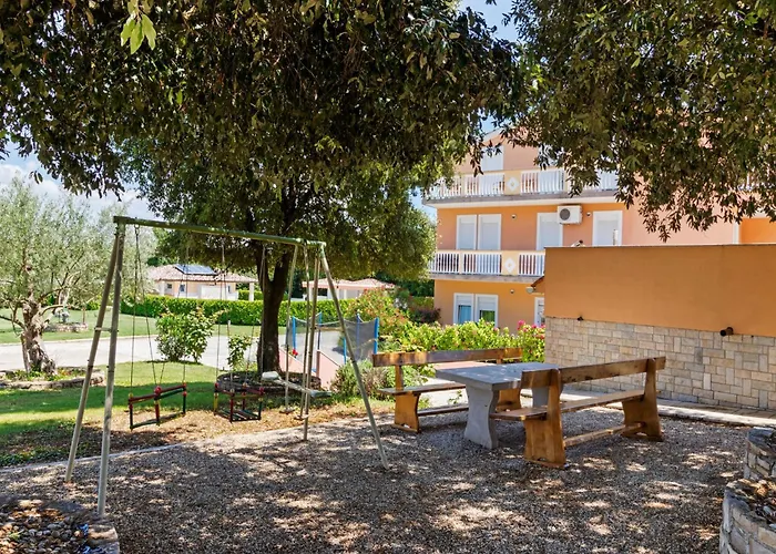 Mobile In Near Centinera *