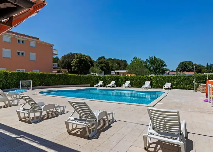 Mobile In Near Centinera